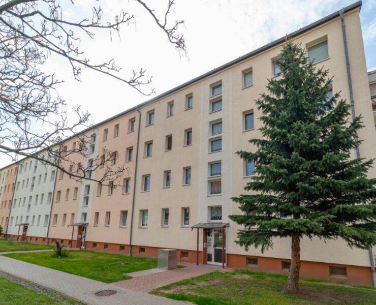 Freundliche 3-Raum-Wohnung mit Balkon zu vermieten!